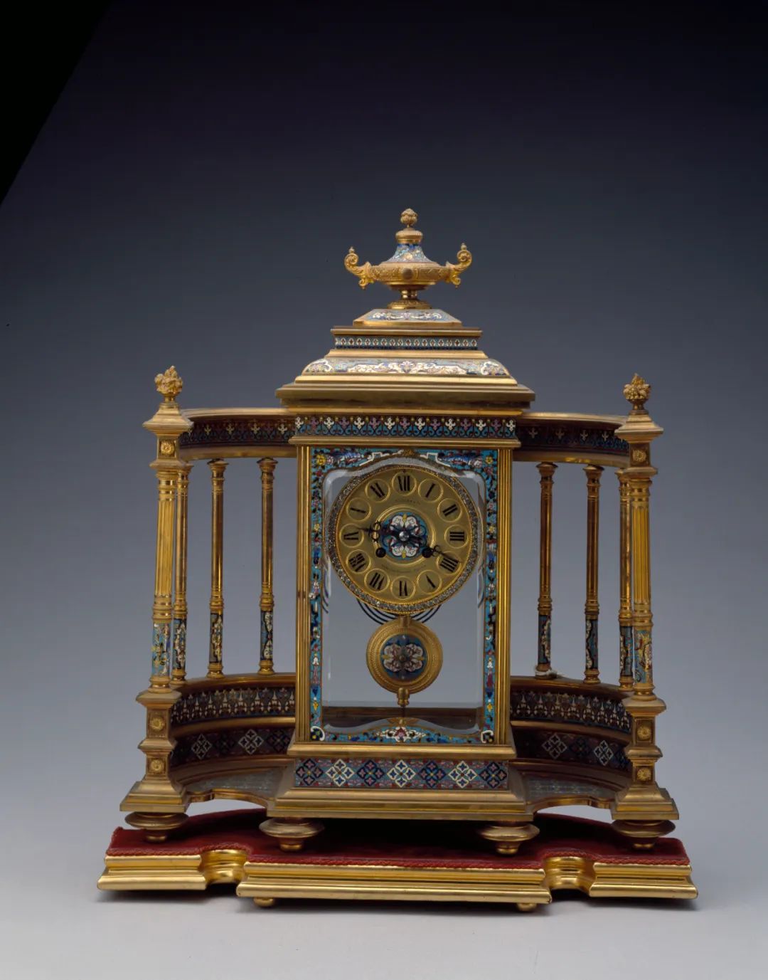 积家大师机芯和百达翡丽,百达翡丽和积家哪个档次最高