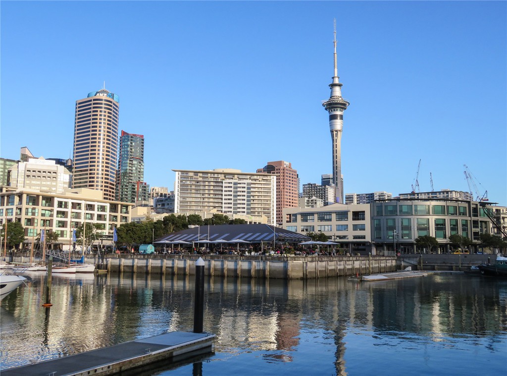 “赤脚大仙”绵羊国新西兰现状，带你看看新西兰冷知识