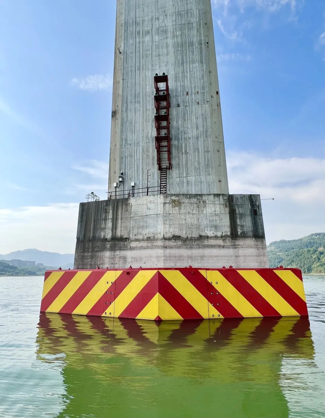 防撞监测预警装置,受欢迎的防撞预警系统