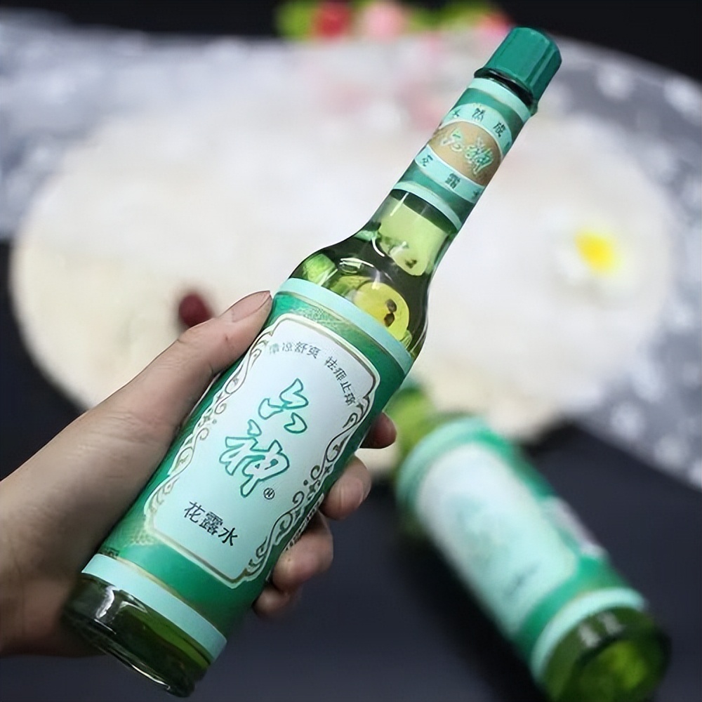 带六神花露水去法国香水店,带六神花露水到法国香水店