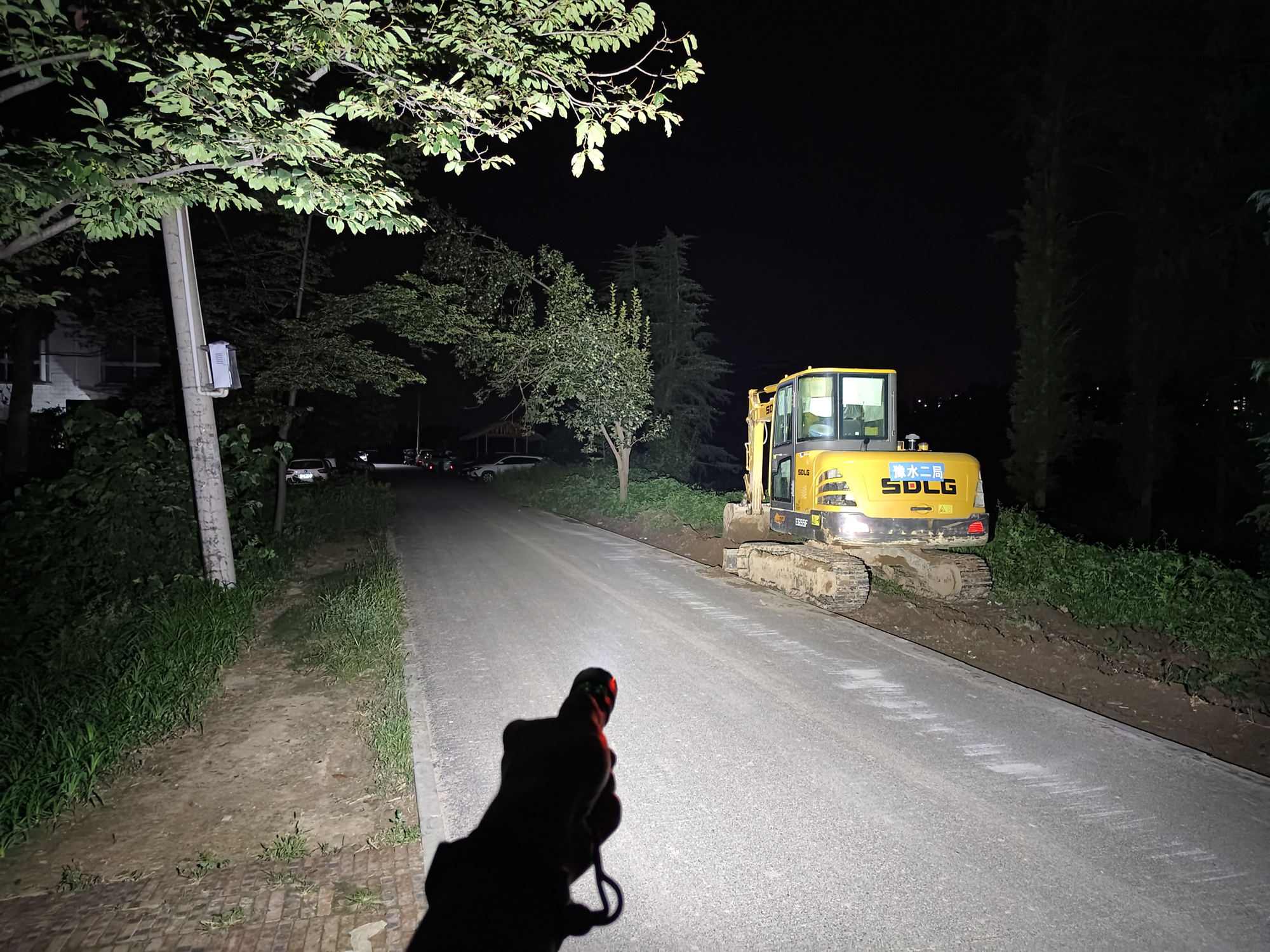 性价比高的强光电筒,高性价比手电筒强光推荐