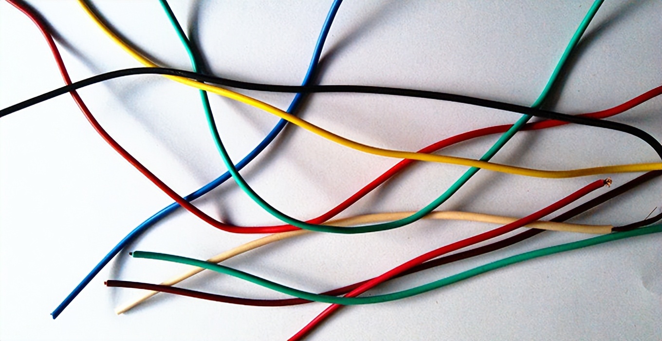 墙里的电线烧坏了,家里电线烧坏怎么办不用拆墙