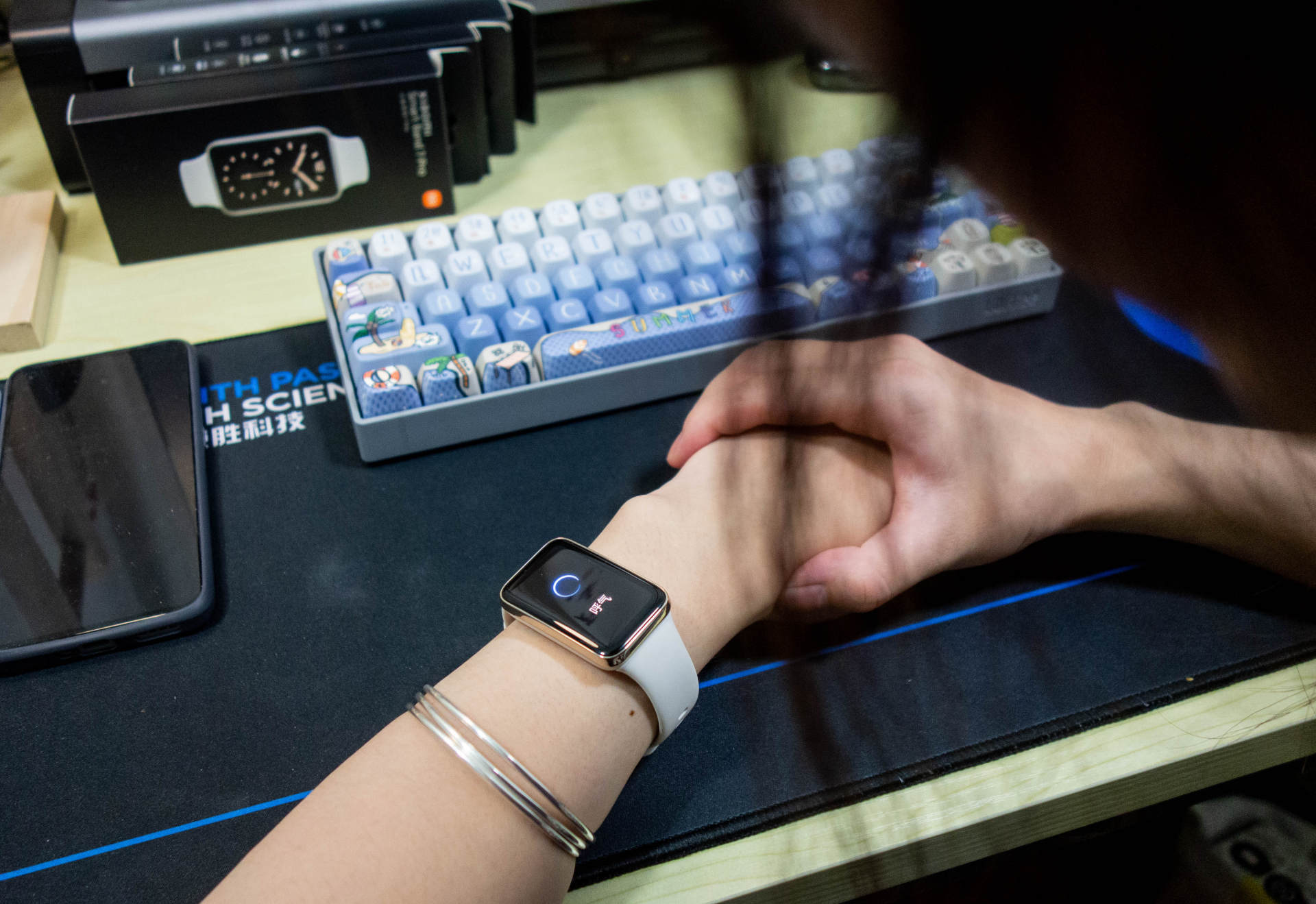 小米手环7pro对比小米手环7怎么选,小米手环7pro和小米手环7舒适度