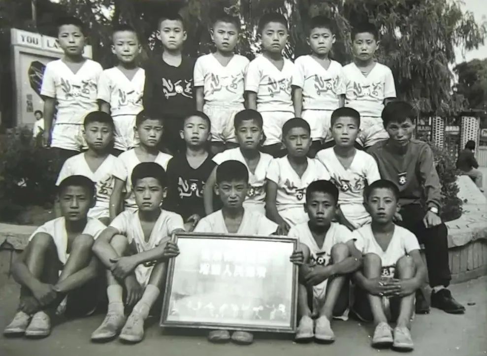 「州庆特别报道」和龙儿女传承足球梦想