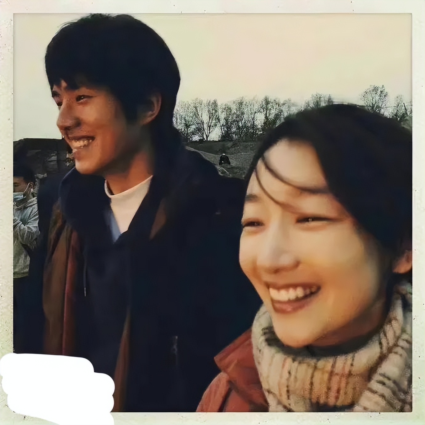 陪睡、开放伴侣、忘年恋,比大瓜更可怕的,是内娱的“猜谜毒瘤”