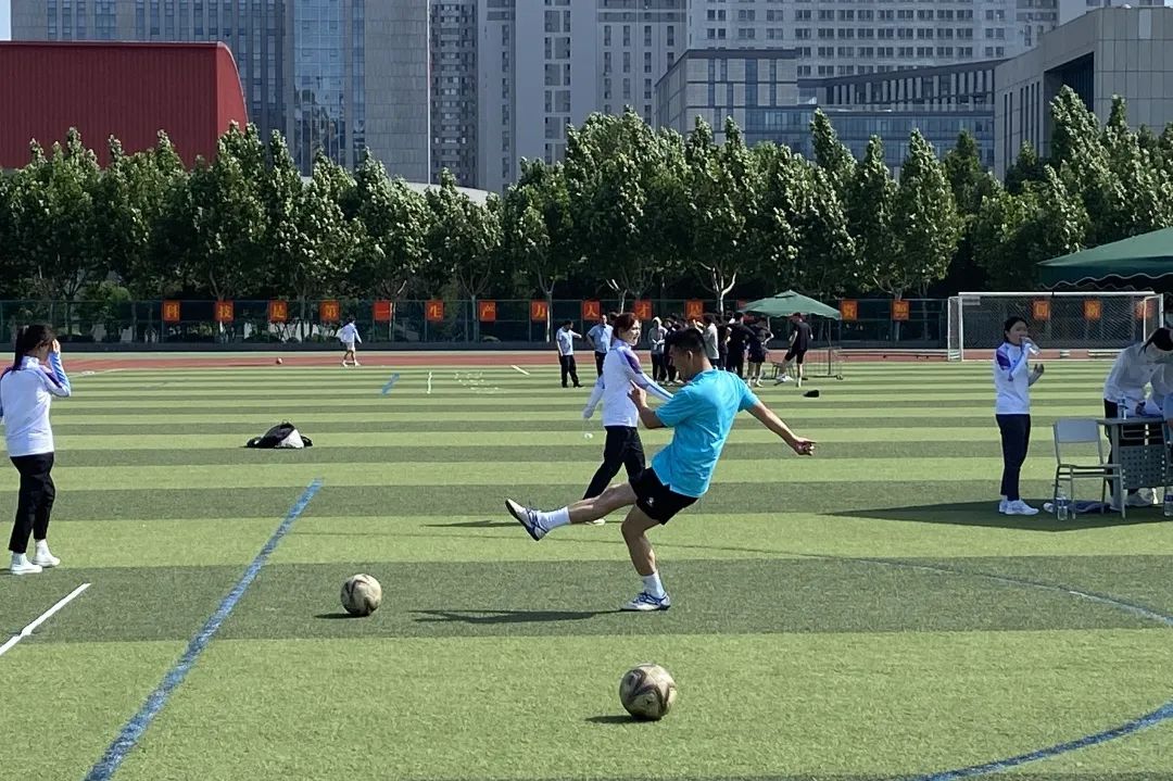 唐山市教师足球基本功比赛通知,小学体育教师足球训练工作情况