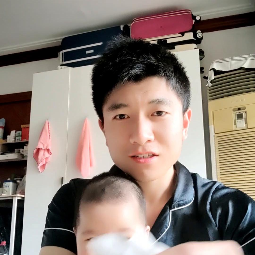 几个月开始喂米粉,你家宝宝什么时候吃米粉