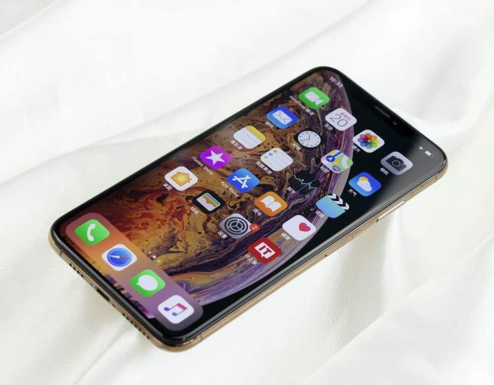 1800买的xsmax,1800块的iphonexsmax能不能买