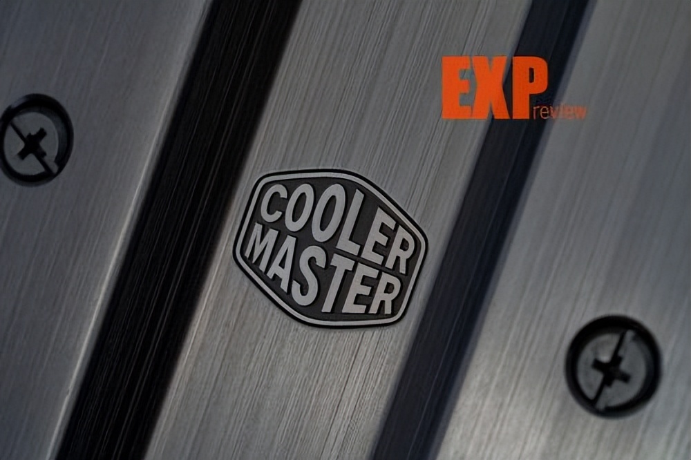 酷冷至尊暴雪T824散热器评测：风冷之王新竞争者