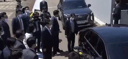 韩国第一夫人变低调，金建熙新年穿着好少女，吸取G20峰会教训