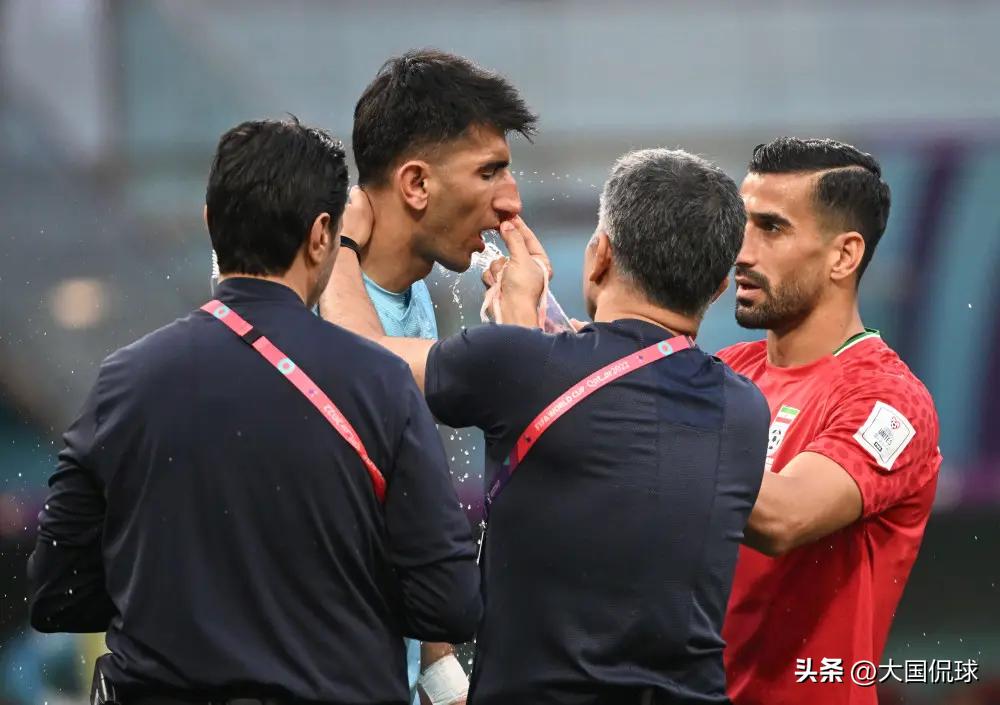 世界杯英格兰vs伊朗黄健翔,世界杯争议一幕