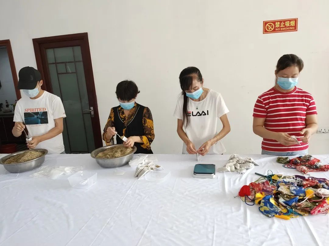 湖北残联推介入孵企业宜昌亮星棉工作室创始人汪宗菊创业经历