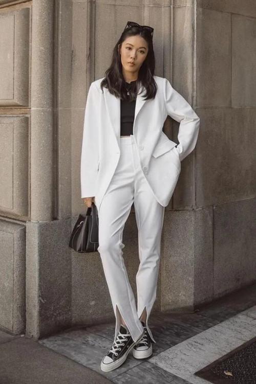 几款潮流范儿的西装搭配,不同颜色的休闲小西装怎么搭配