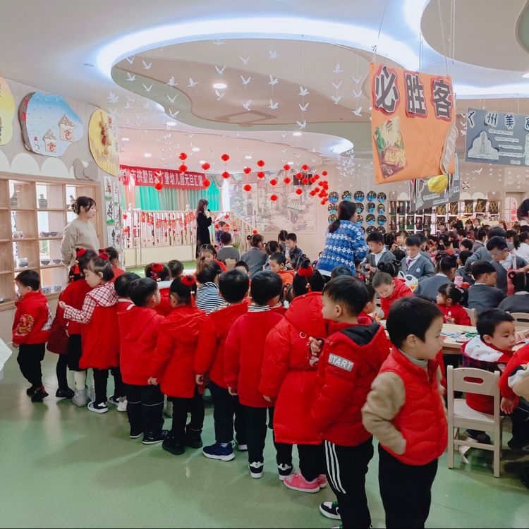 幼儿园萌虎闹新春活动,萌虎出山拜年贺岁