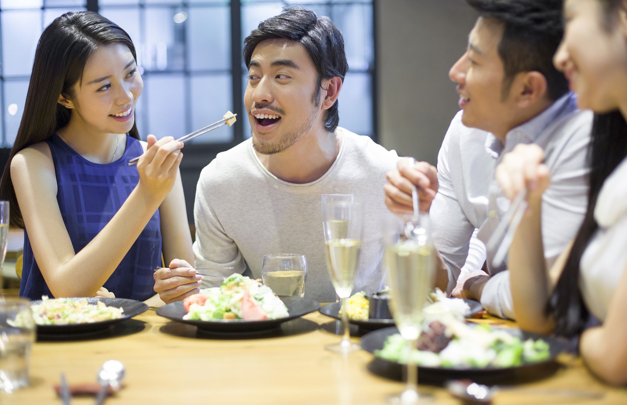 睡觉出现3种感觉暗示血管堵塞了,睡觉血管堵塞有哪些表现