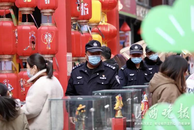 派出所特殊年味,别样元宵节民警与家人的云团圆