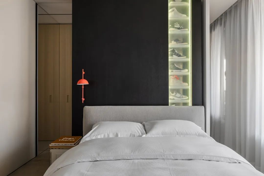 探访100个年轻人的家,居家办公如何克服父母的干扰