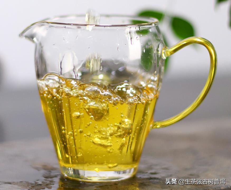 普洱茶闻起来有烟香,普洱茶闻起来有柠檬味道