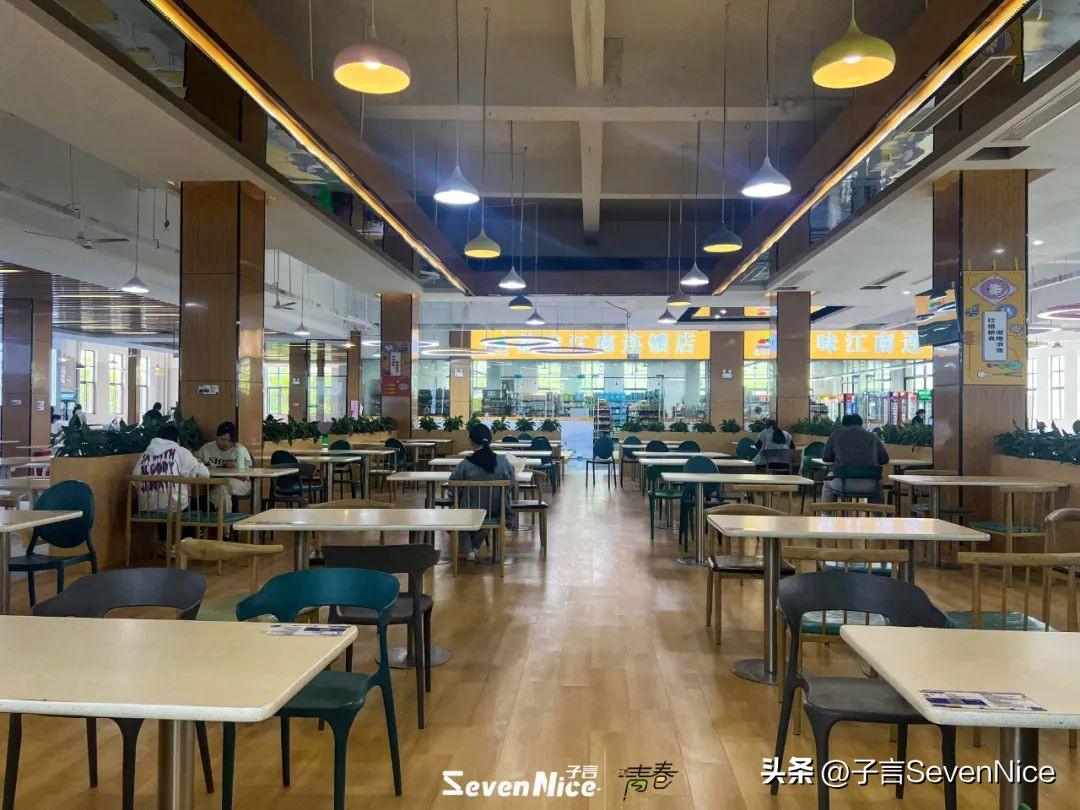 江西外语外贸职业学院学费多少,江西外语外贸职业学院报名代码