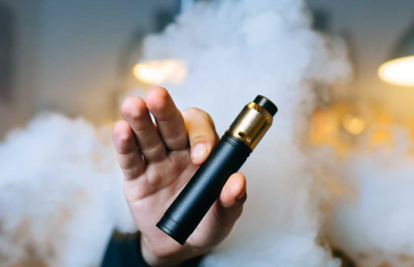 上海虹口：含有*麻大**素类物质“*子烟电**”为*禁品违**被告人犯贩卖*品毒**罪被判刑