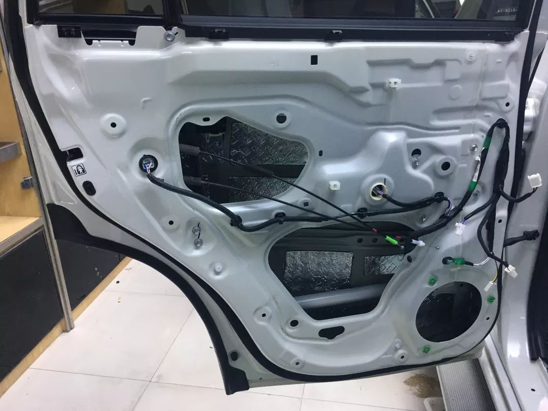 汽车隔音降噪测试丰田霸道,丰田霸道隔音