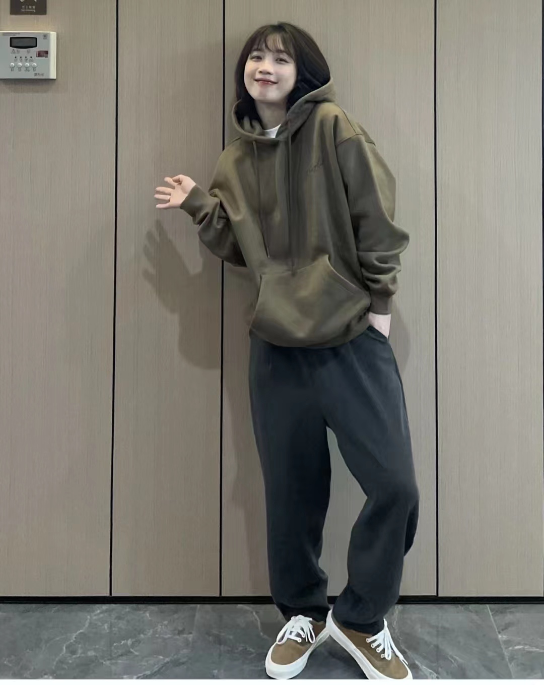 中性风卫衣穿搭女,158的村花中性风卫衣穿搭