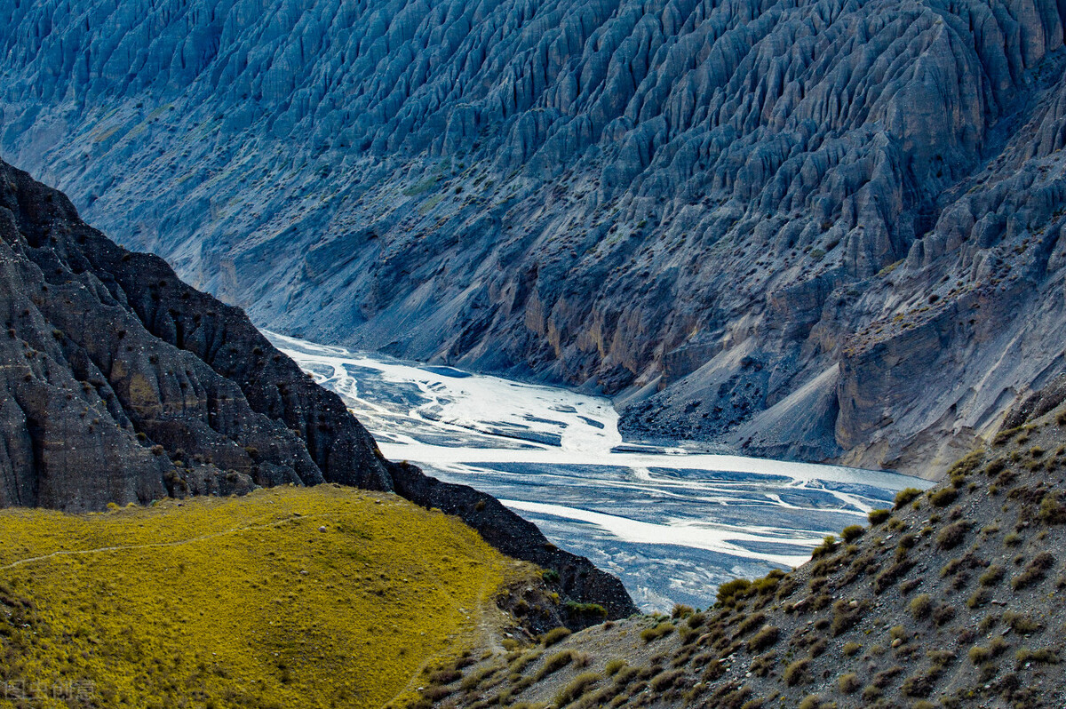 疆内包车价目表,疆旅租车乌鲁木齐