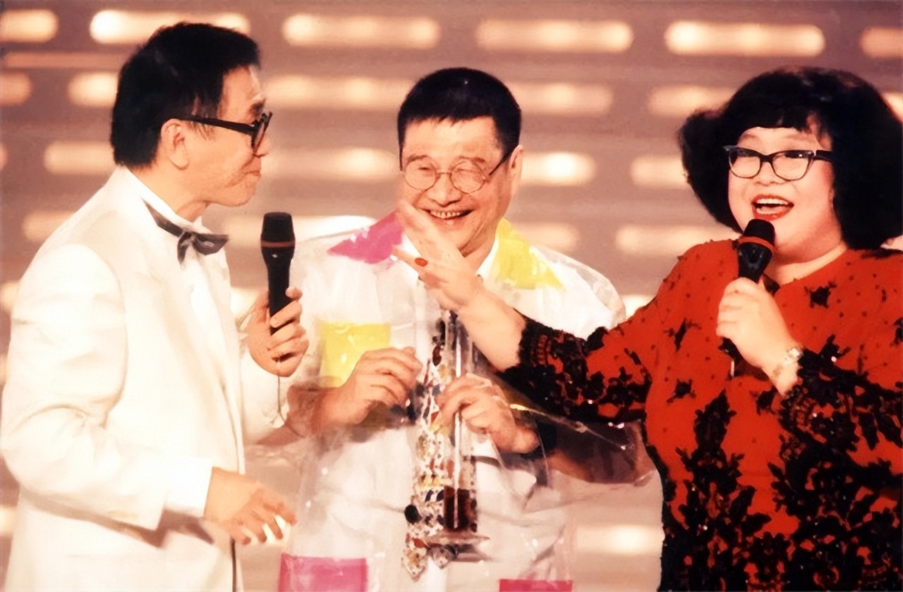 沈殿霞葬礼真实影像,沈殿霞死亡真实原因