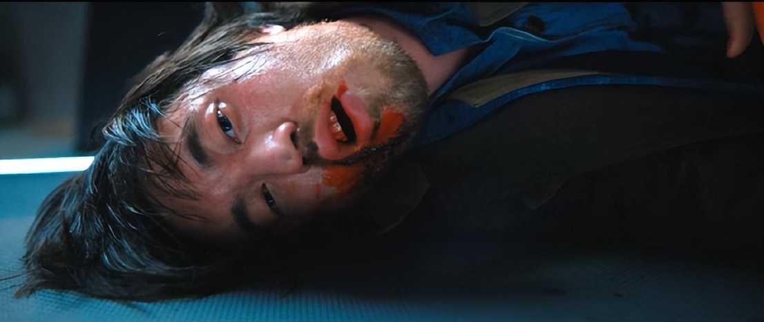 这部“R级片”，票房已破15亿，细扒这部电影，剧情画面太抓眼球