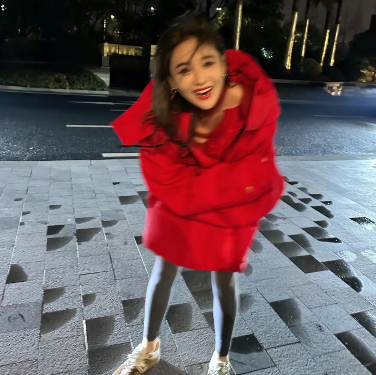 张馨予之前被黑是真的假的,曾经被全网黑的张馨予