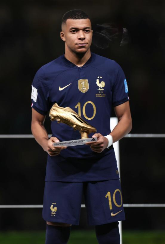 2022年梅西成就,梅西世界杯夺冠成为新一代球王