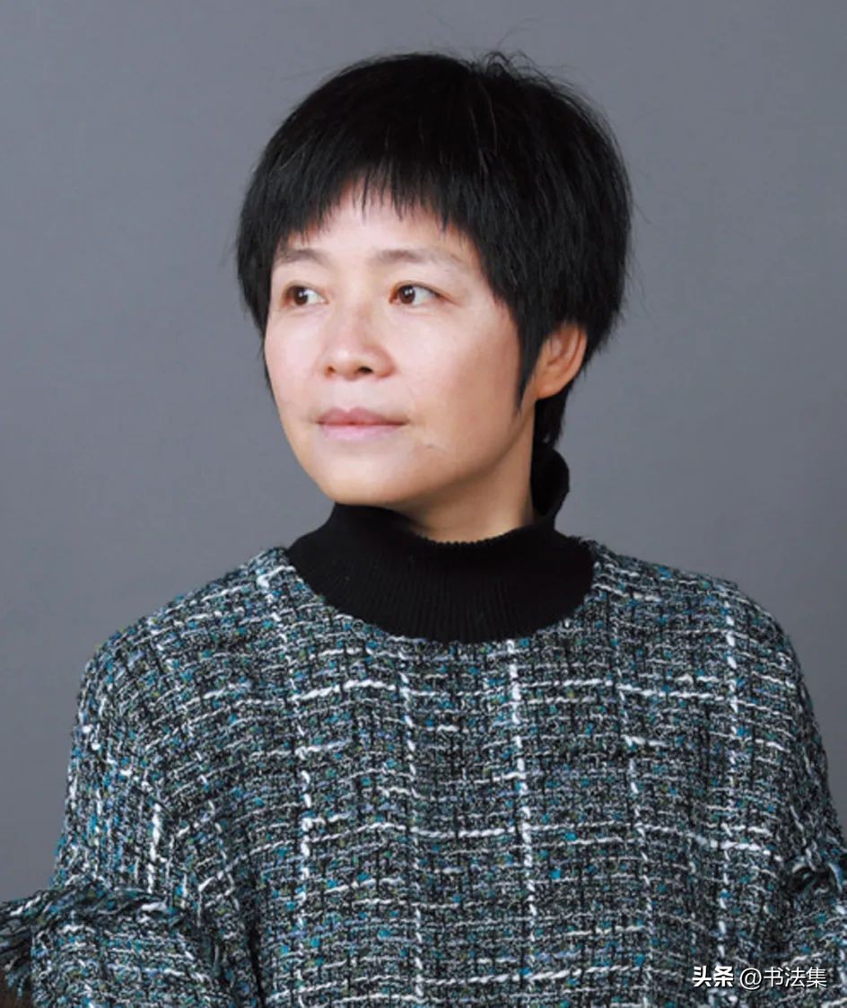 百卉争春——中国书协第八届女书家委员会委员作品选刊