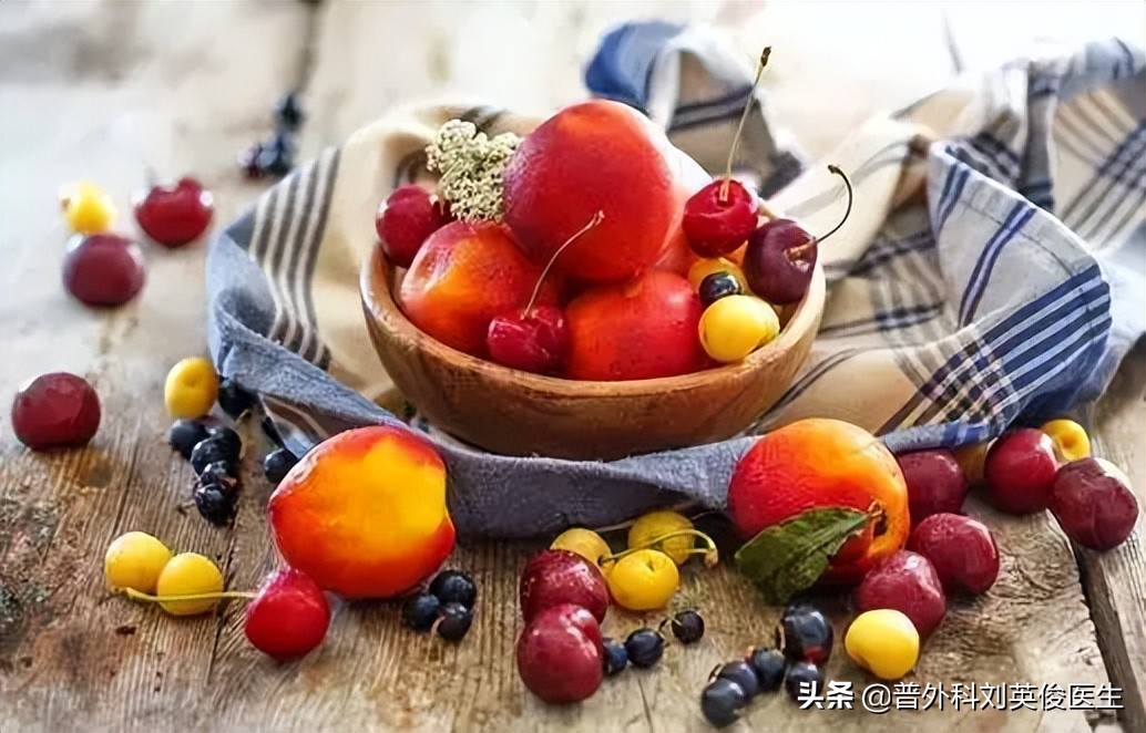 水果冷吃还是煮热吃有营养,水果空腹吃好还是饭后吃好