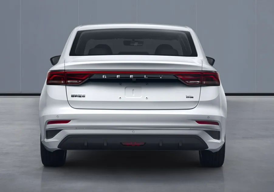 这4款中型轿车选哪个不出错,最低6万起这4台精品轿车家用首选