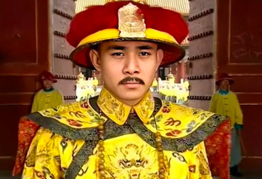 嘉庆被立为太子时，乾隆让他去祭拜早逝的哥哥永琏，有何深意