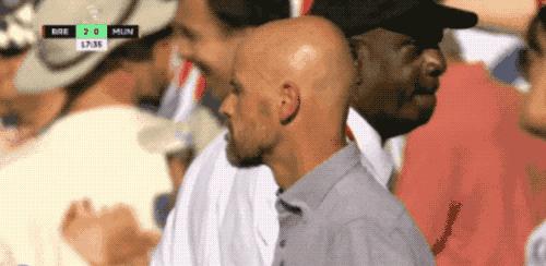 滕哈赫曼联球员场上跑动不积极,滕哈格说曼联没有输