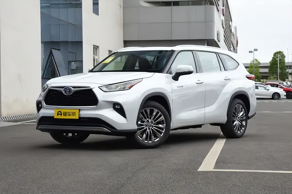 丰田新款汉兰达越野性能,全新丰田汉兰达有燃油版么