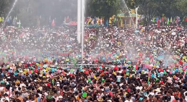 不用去云南可以过的泼水节,人生总要来云南过一次泼水节吧