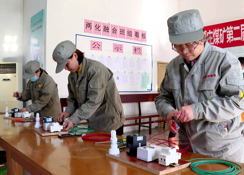 兴隆庄煤矿井下视频,兴隆庄煤矿建矿时间