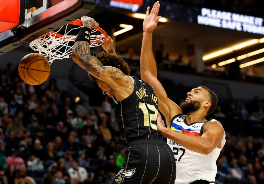 哈登27分准三双篮网胜骑士哈登,海沃德出战黄蜂凯尔特人