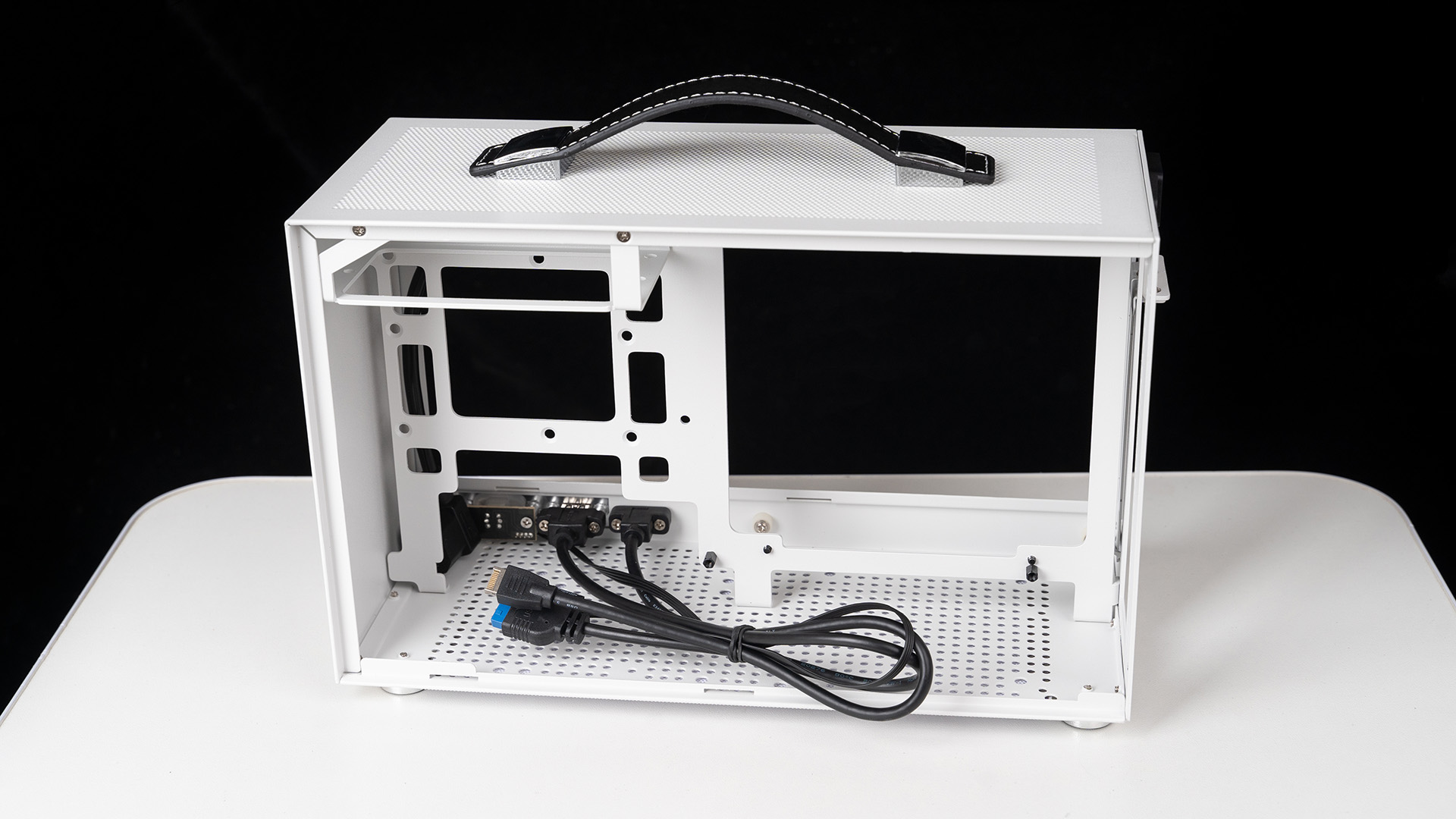 帮老爸装一台“超大杯”的8.1L便携主机—5600G+32GBD4+2*1TB固态