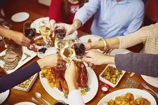 “除了*生活性**就是打麻将”,中国一千多个县城人们生活如此单调?