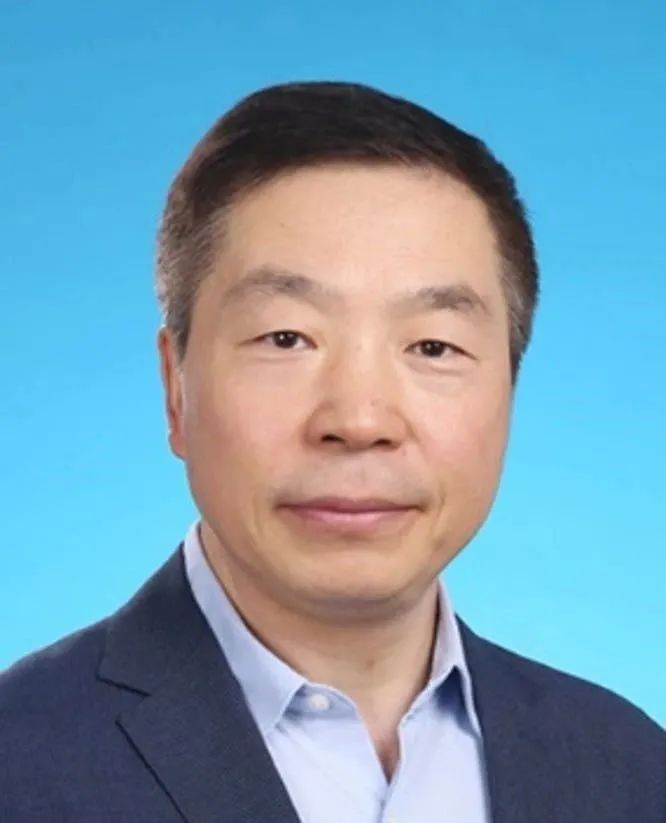 英语专八可以做翻译吗,不是英专生可以当翻译吗