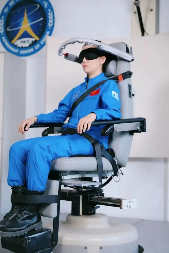 女宇航员在太空中突然失重,女宇航员出太空对身体有什么影响