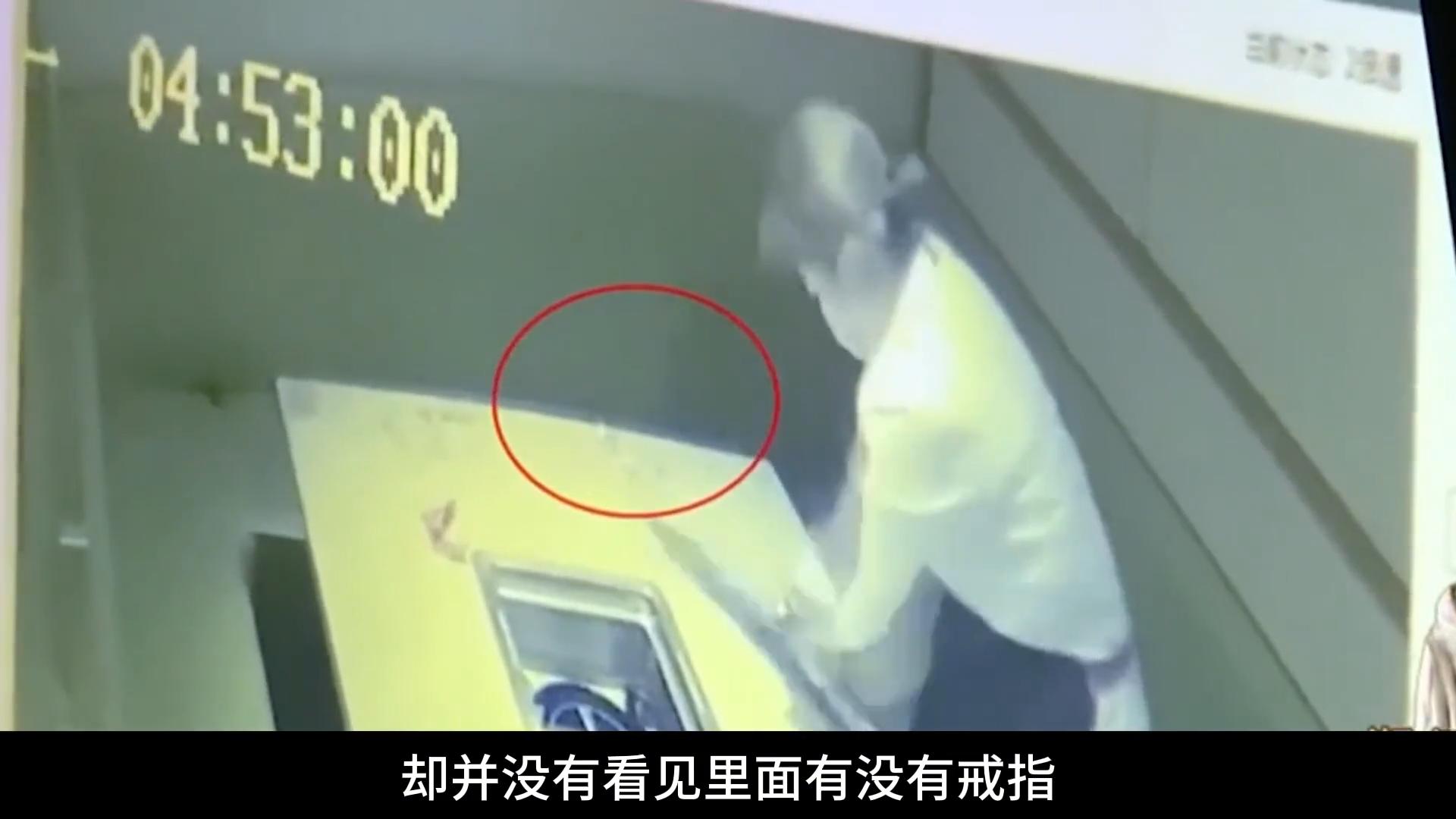 海底捞吃火锅费用,海底捞吃火锅十几个人吃了1800多