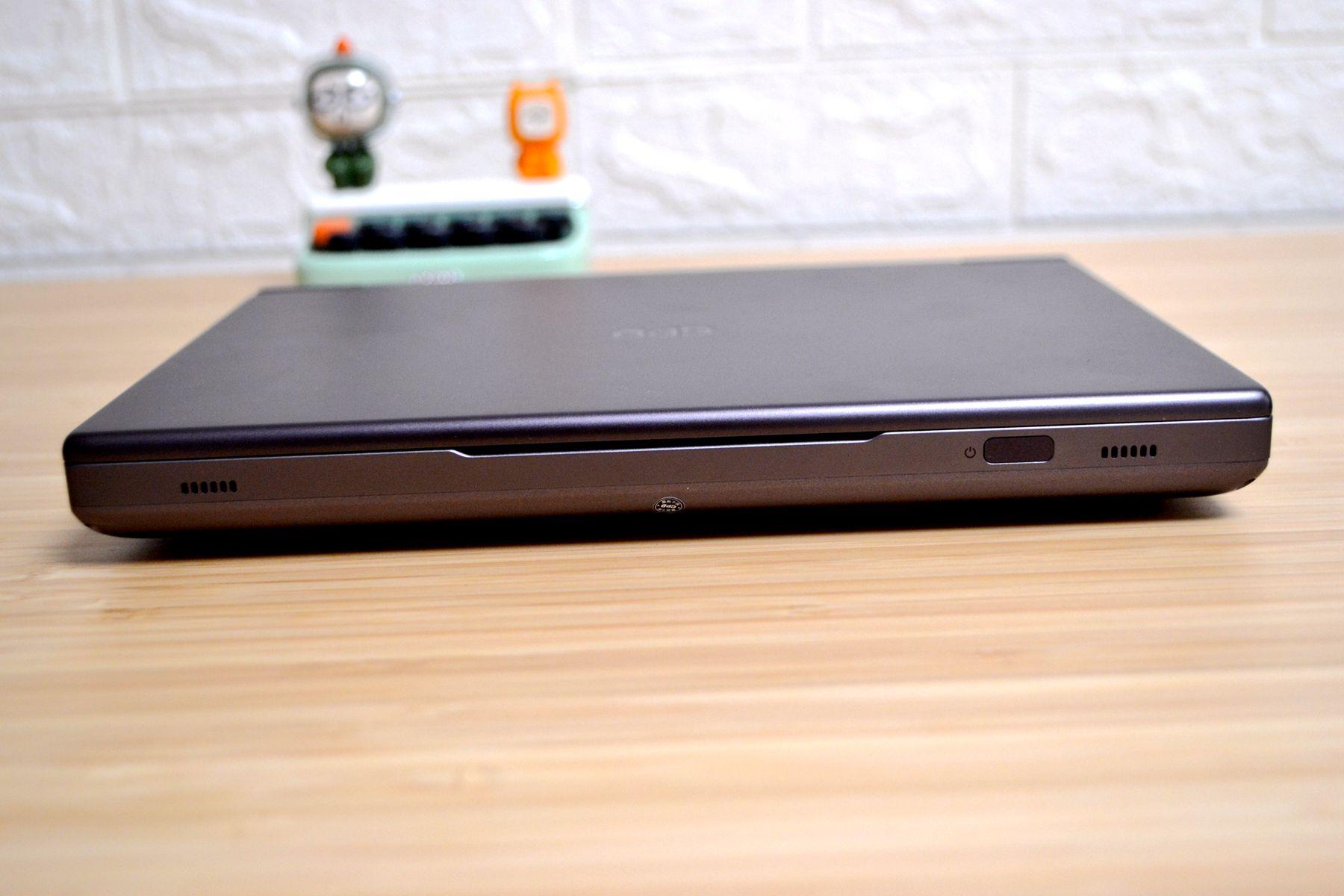 没有独显也能玩3A大作！AMD6800u加持的GPDWINMax2掌机到底有多强