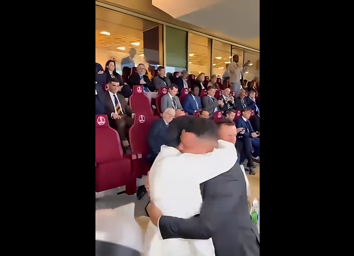 桑巴足球小罗与梅西,大小罗重逢观战阿根廷