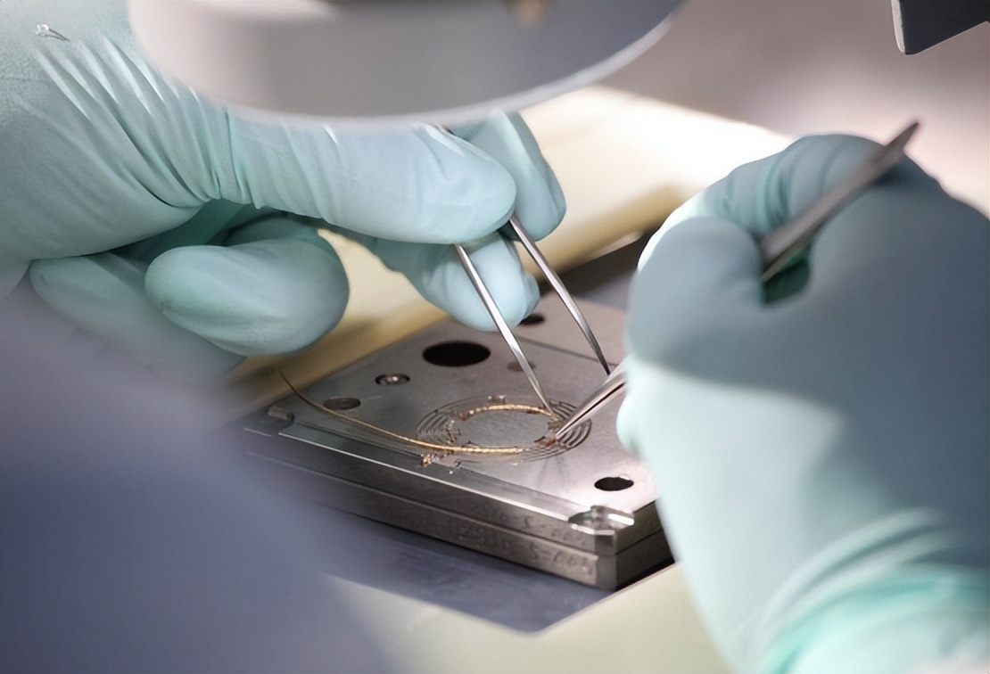 人工耳蜗进口的2023多少钱,国产人工耳蜗和进口差距