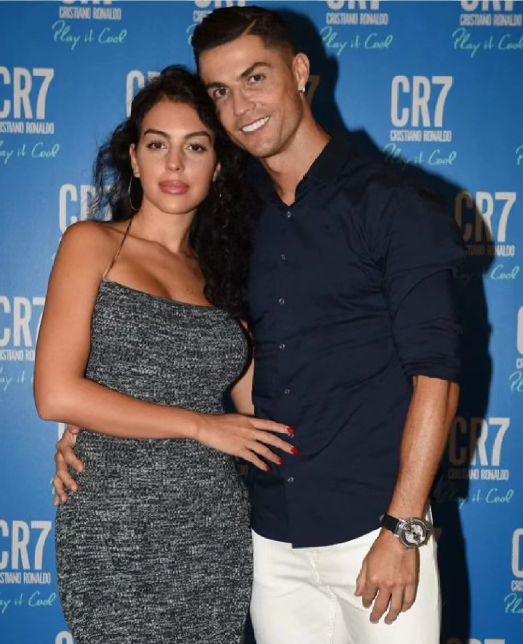 阿根廷夺冠后梅西和姆巴佩,c罗支持阿根廷夺冠姆巴佩