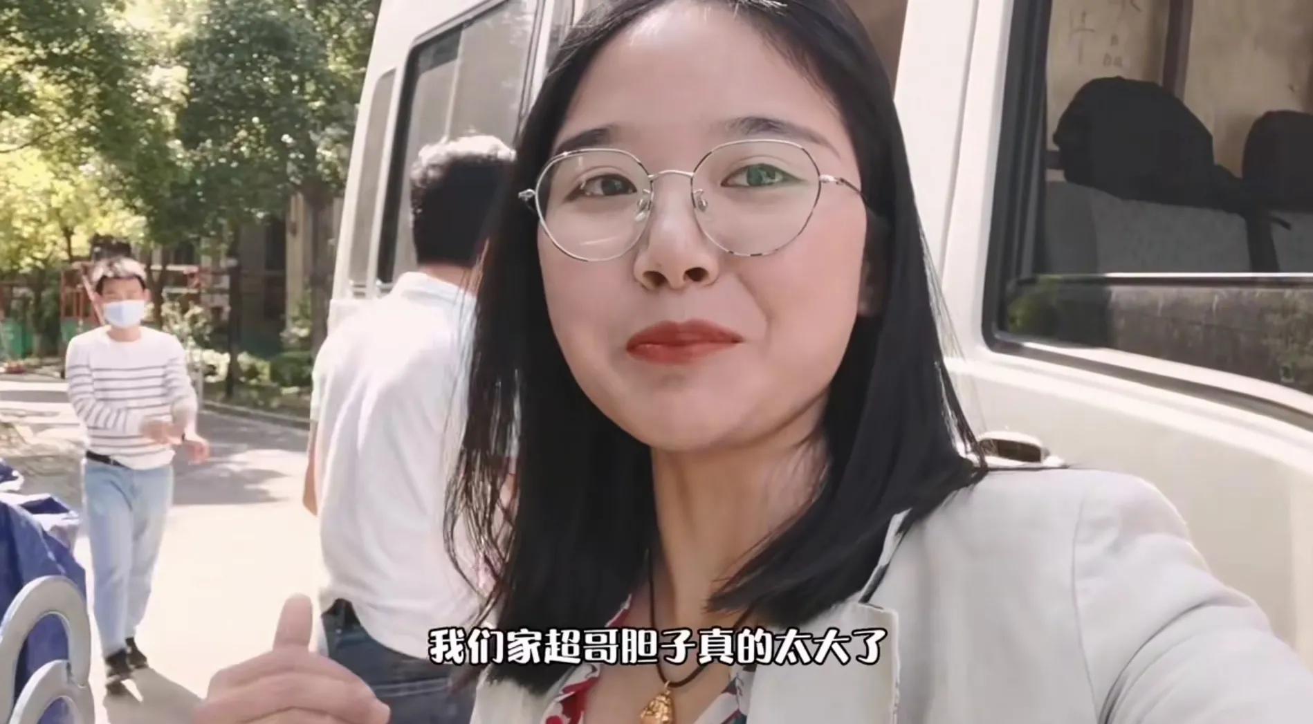 不负青春不负韶华努力前行,不负韶华坚定走在青春的追梦路上